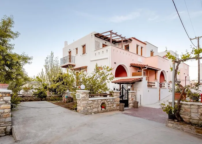 Chalki Apartments - Naxos